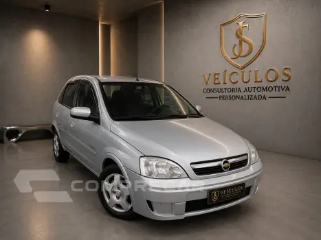 CORSA 1.4 MPFI Premium Sedan 8V