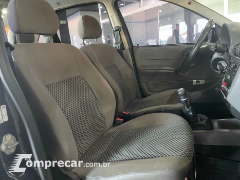 CLASSIC 1.0 MPFI LS 8V FLEX 4P MANUAL