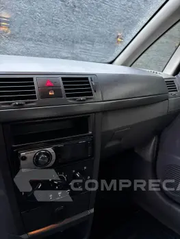MERIVA 1.8 MPFI JOY 8V