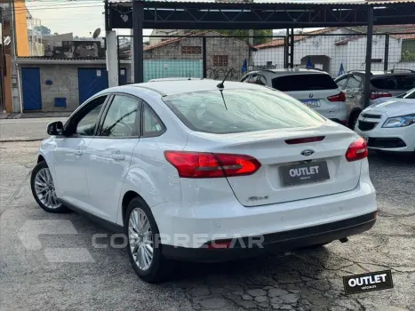 FOCUS 2.0 SE 16V FLEX 4P POWERSHIFT