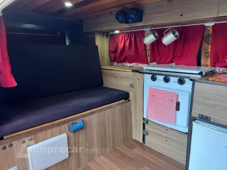 KOMBI 1.6 FURGÃO 8V GASOLINA 3P MANUAL