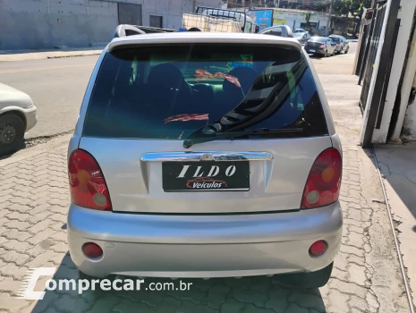 QQ 1.1 MPFI 16V