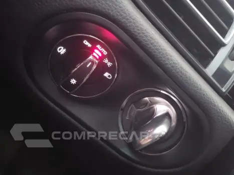 MACAN - 2.0 16V 4P AUTOMÁTICO