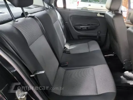 VOYAGE - 1.6 MI 8V 4P MANUAL