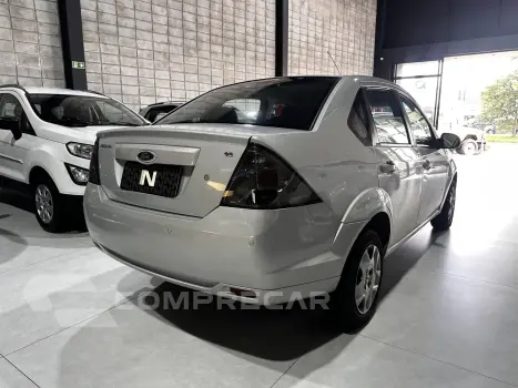 FIESTA 1.6 ROCAM SE SEDAN 8V FLEX 4P MANUAL