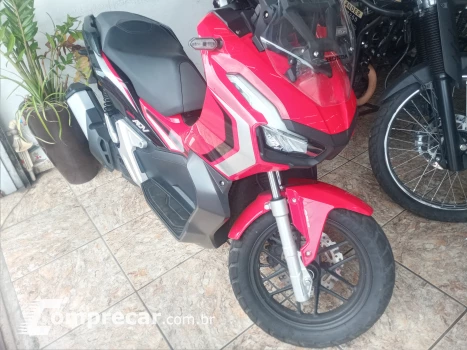 HONDA Adv 150