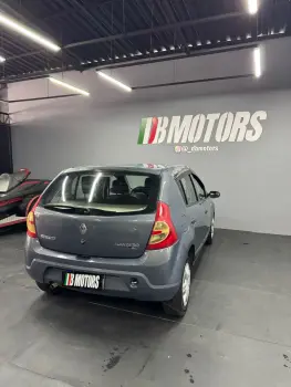 Sandero Expression 1.6 Flex Manual