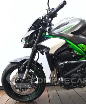 KAWASAKI Z900