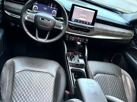 COMMANDER 1.3 T270 TURBO FLEX OVERLAND AT6