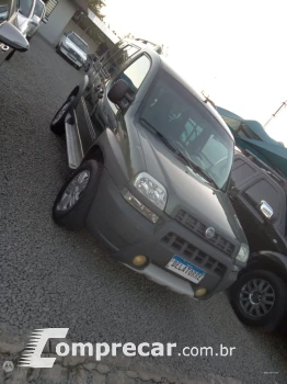 Fiat Doblo 1.8 16V 4P FLEX ADVENTURE 4 portas