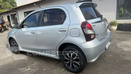 Etios Hatch 1.5 16V 4P FLEX PLATINUM AUTOMÁTICO
