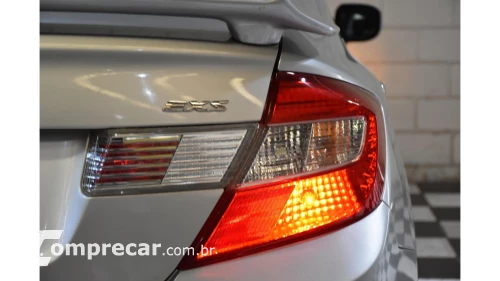CIVIC - 1.8 EXS 16V 4P AUTOMÁTICO