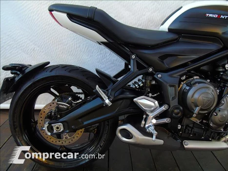 TRIDENT 660