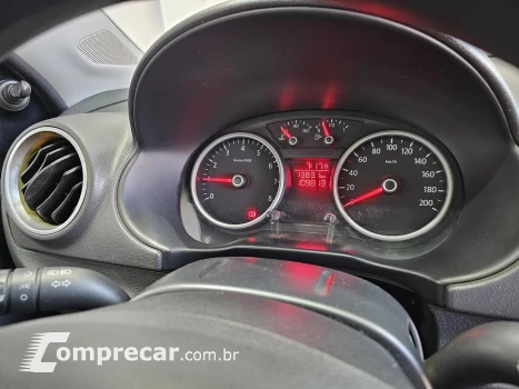 VOYAGE 1.0 12V MPI Totalflex Trendline