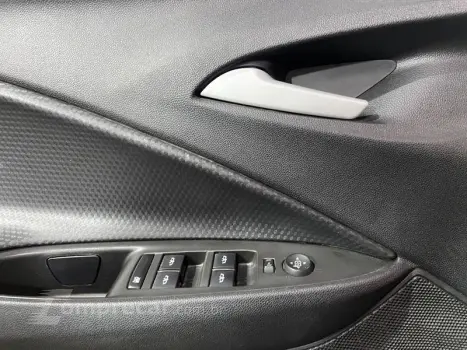 ONIX SEDAN PLUS LT 1.0 12V MANUAL