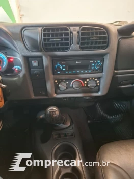 S10 2.4 MPFI Executive 4X2 CD 8V