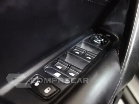 TORO - 2.0 16V TURBO FREEDOM 4WD AT9