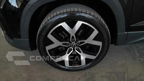 TAOS 1.4 250 TSI TOTAL FLEX HIGHLINE AUTOMÁTICO