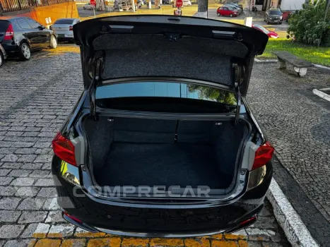 CITY Sedan EX 1.5 Flex 16V 4p Aut.