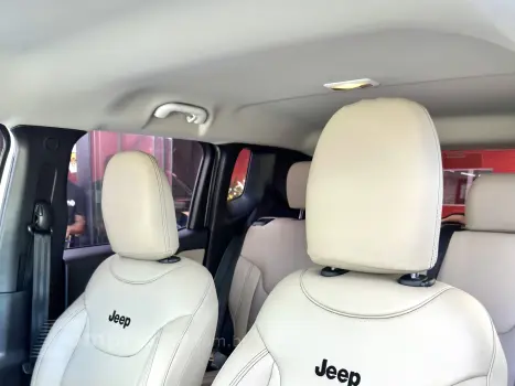 RENEGADE 1.8 16V FLEX 4P AUTOMÁTICO