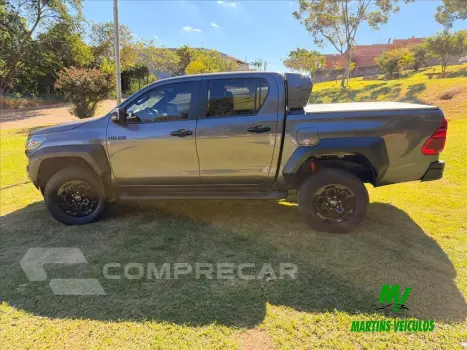 HILUX 2.8 D-4D TURBO DIESEL CD GR-S 4X4 AUTOMÁTICO