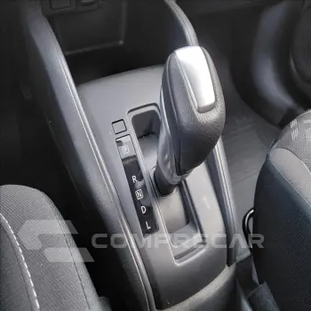 KICKS PLAY 1.6 16V FLEXSTART SENSE XTRONIC