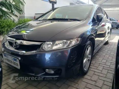 HONDA CIVIC - 1.8 LXS 16V 4P AUTOMÁTICO 4 portas