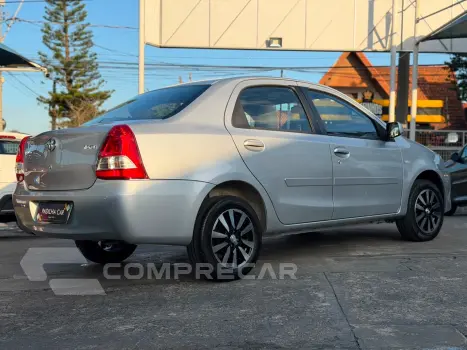 ETIOS XS Sedan1.5 Flex 16V 4p Mec.