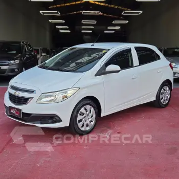 CHEVROLET ONIX HATCH LT 1.0 8V FlexPower 5p Mec. 4 portas