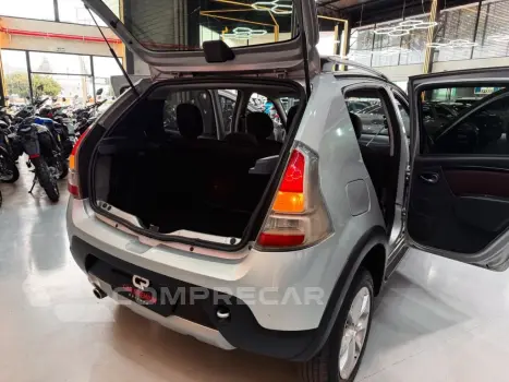 SANDERO 1.6 SL STEPWAY RIP CURL 16V FLEX 4P MANUAL