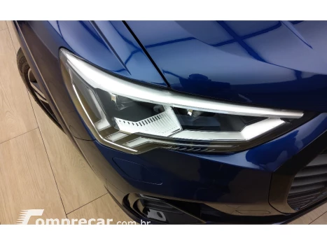 Q3 2.0 40 TFSI GASOLINA PERFORMANCE BLACK PLUS QUATTRO TIPTR