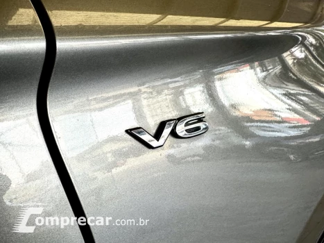 OUTLANDER 3.0 MIVEC V6 GASOLINA HPE-S AWD AUTOMÁTICO