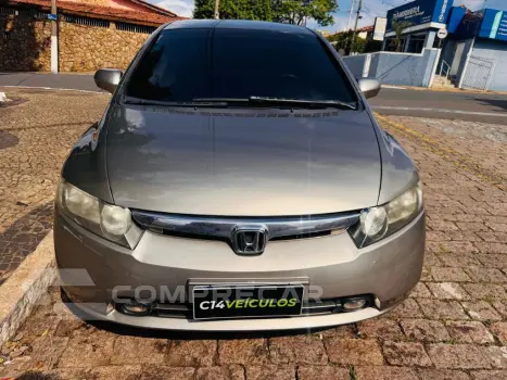 Civic Sedan LXS 1.8/1.8 Flex 16V Aut. 4p