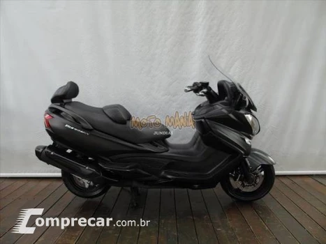 SUZUKI BURGMAN 650 EXECUTIVE
