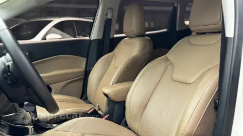 COMPASS LONGITUDE 2.0 4x2 Flex 16V Aut.