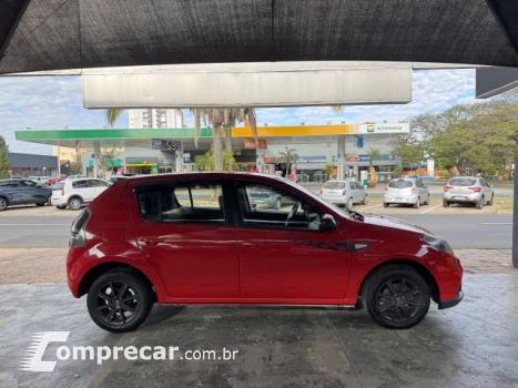 SANDERO - 1.6 GT LINE LIMITED 4P MANUAL