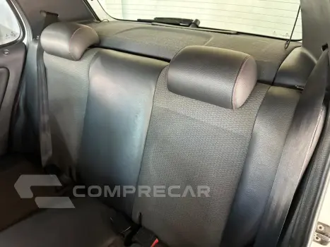 FOX 1.6 MI ROCK IN RIO 8V FLEX 4P MANUAL
