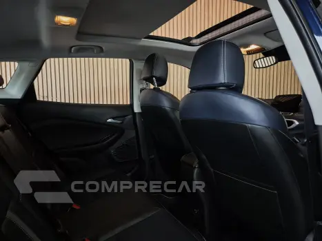 TRACKER 1.2 Turbo Premier