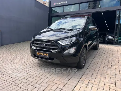FORD EcoSport FREESTYLE 1.5 12V Flex 5p Aut. 4 portas