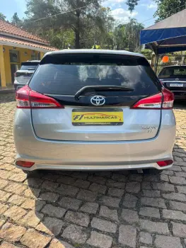 YARIS HATCH XL 1.5 AUTOMATICO