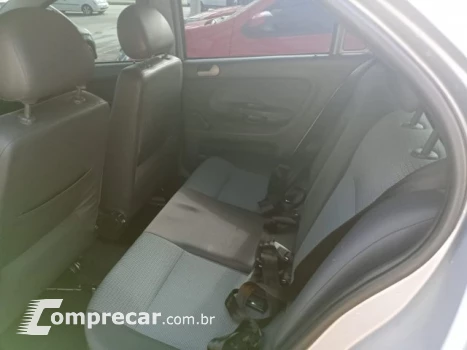 GOL - 1.0 MI 8V 4P MANUAL G.V