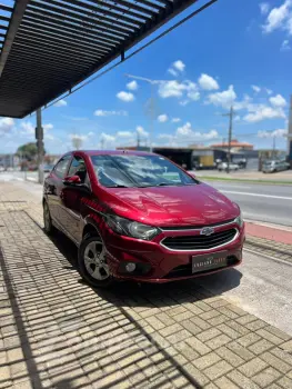 CHEVROLET ONIX 1.0 LT 4 portas