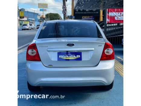 FOCUS 2.0 GLX SEDAN 16V FLEX 4P MANUAL