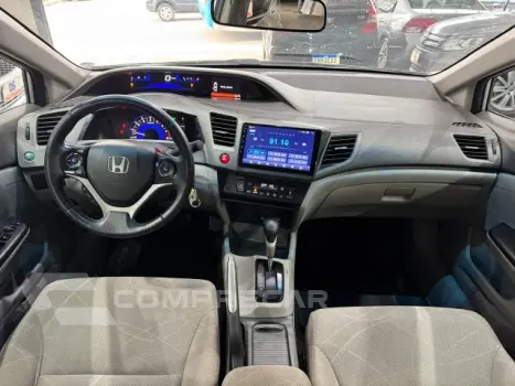 CIVIC - 1.8 LXS 16V 4P AUTOMÁTICO