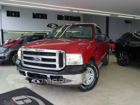 FORD F-250 3.9 XLT 4X2 CS DIESEL 2P MANUAL 4 portas