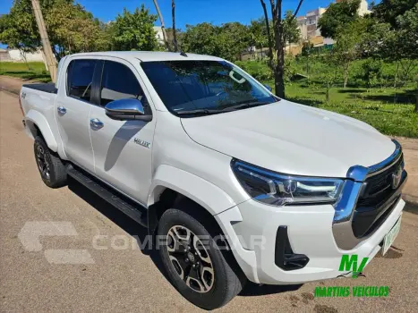HILUX 2.8 D-4D TURBO DIESEL CD SRX PLUS 4X4 AUTOM