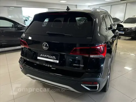 TAOS 1.4 250 TSI TOTAL FLEX HIGHLINE AUTOMÁTICO