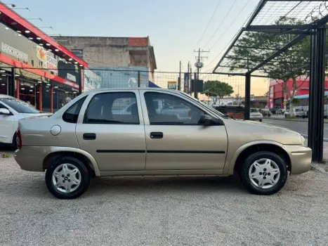 Classic Sedan 1.0 4P FLEX LIFE