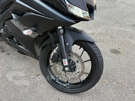 YZF R15 ABS