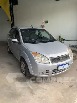 FIESTA 1.6 MPI Class Sedan 8V